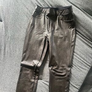 Spanx pants with elastic waistband never worn